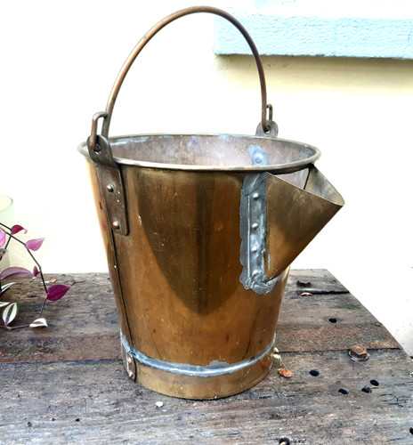 Vecchio secchio ottone - secchio,