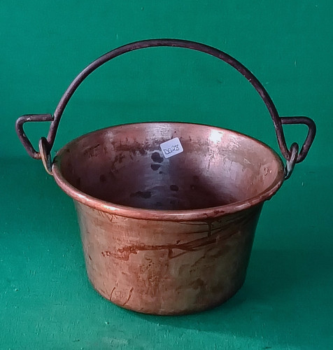 Vecchio paiolo secchio - vecchio,