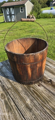 Antico secchiello primitivo - , in