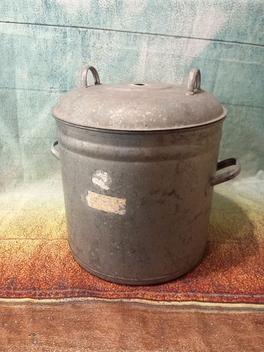 Vecchia pentola monouso - , zinco